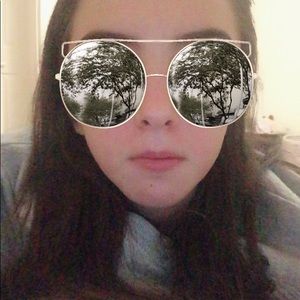 Meet your Posher, Mushka